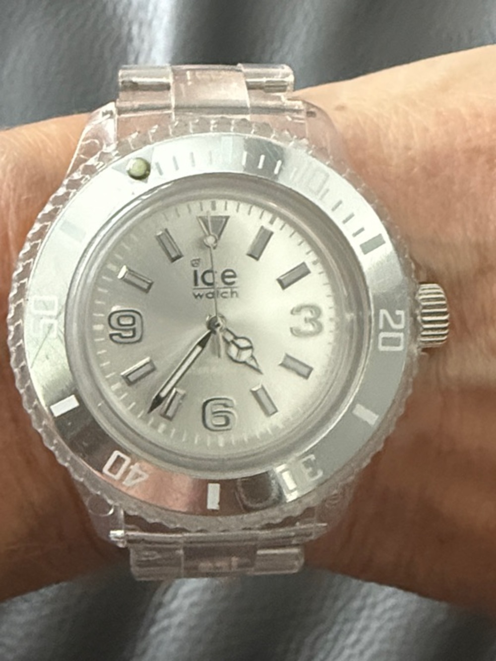 ICE women’s Clear Resin Band with Silver Dial